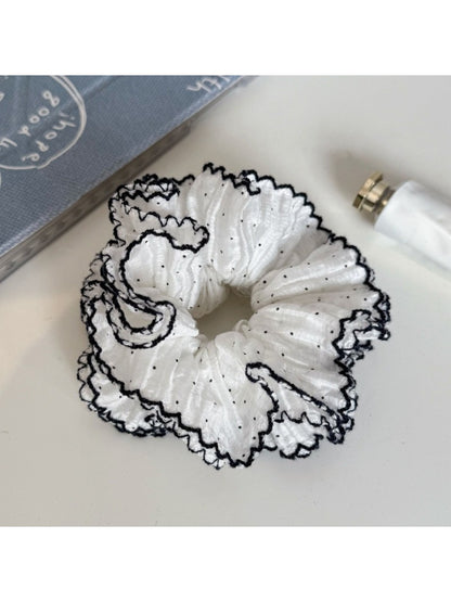 Gifty - Black Edge Polka Dot Ruched Scrunchie