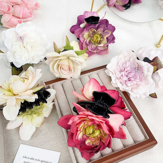 Beau - Elegant Vacation Style Flower Design Claw Clip