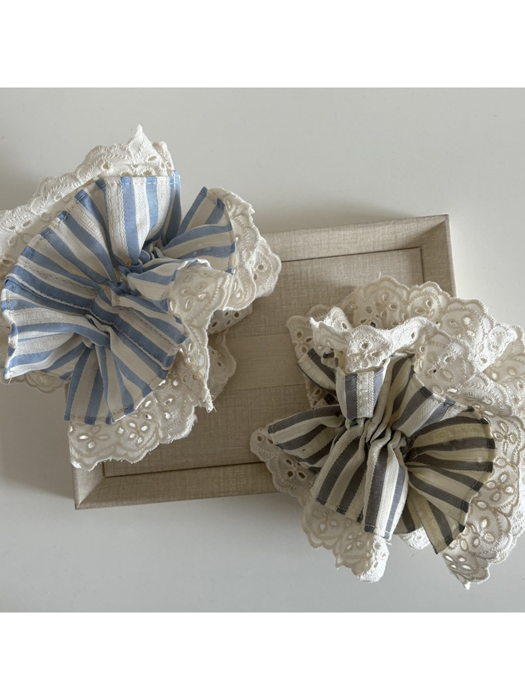 Gifty - Striped Lace Double Layer Hair Scrunchie