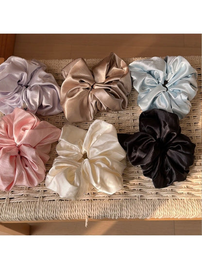 Gifty - Macaron Colored Satin Hair Scrunchie