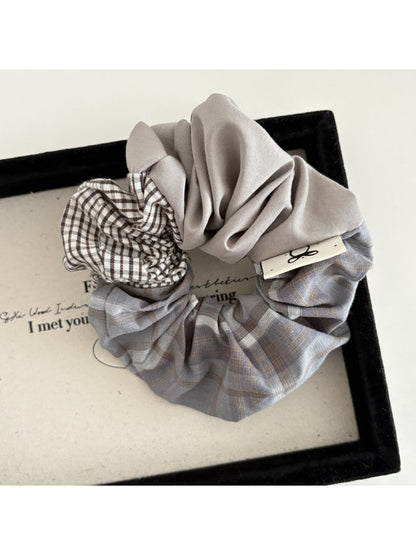 Gifty vintage plaid patchwork scrunchie paired with casual outfit accessories
