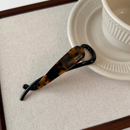 Beau - Acetate Geometric Marble Twist Hair Clip