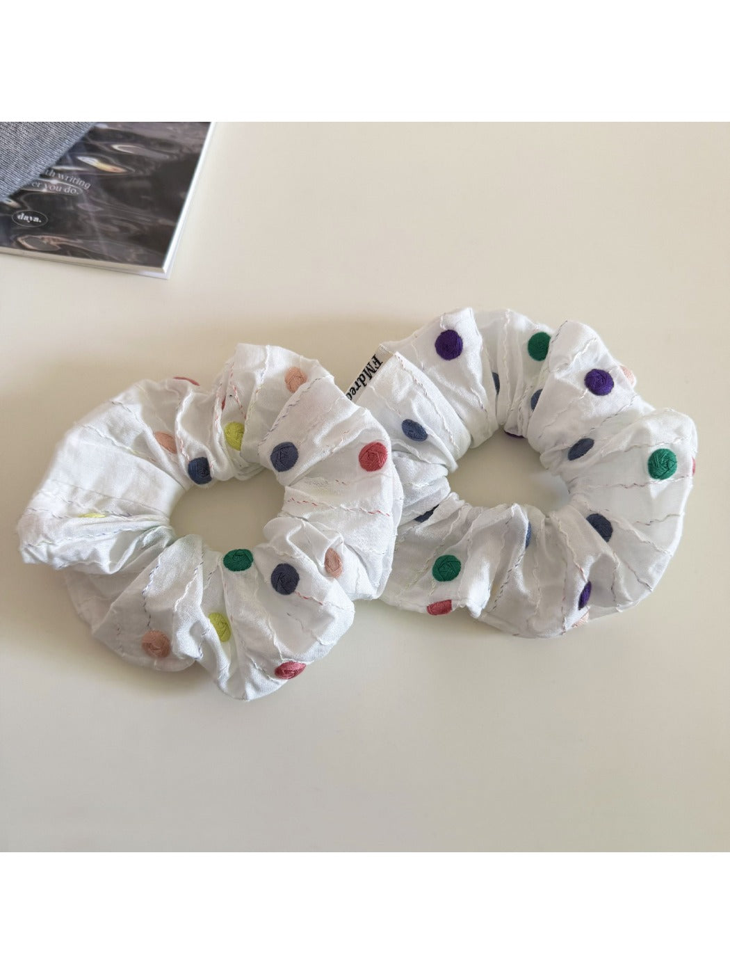 Gifty - Polka-Dotted Spiral-Shaped Hair Tie