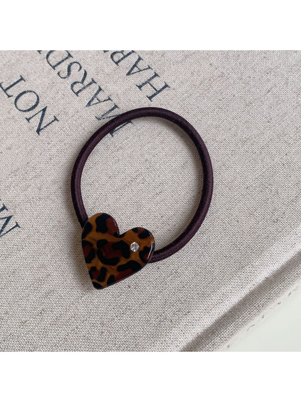 Gifty - Retro Leopard Print Hair Tie