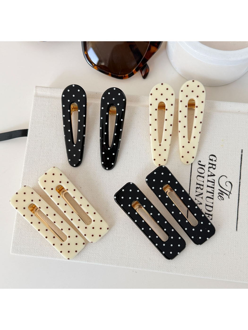 Beau - Polka Dot Geometric Duckbill Hair Clip