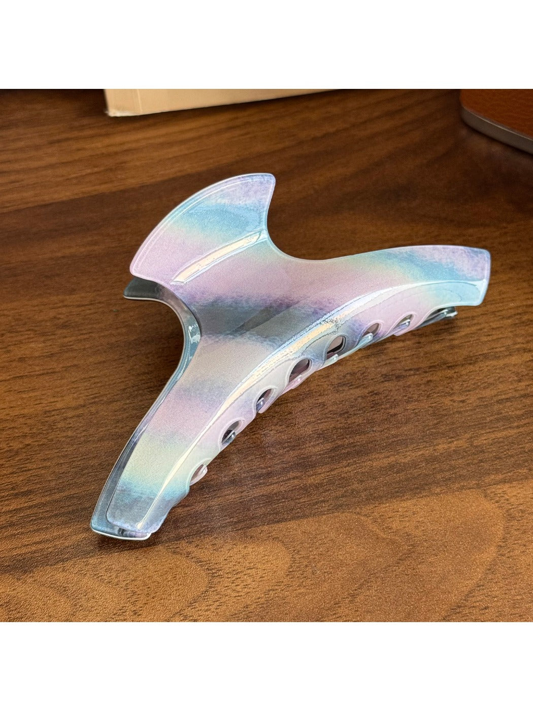 Beau - Fashionable Striped Hair Claw Clip for High Ponytail and Bun