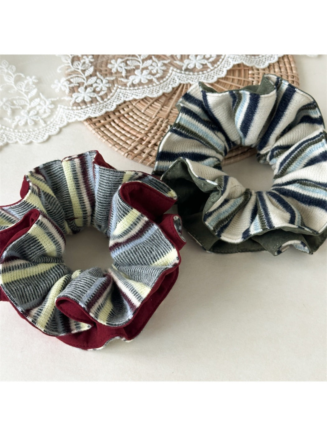 Gifty - Vintage Elegant Hair Ties