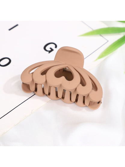 Beau - Matte Plastic Geometric Everyday Hair Claw Clip