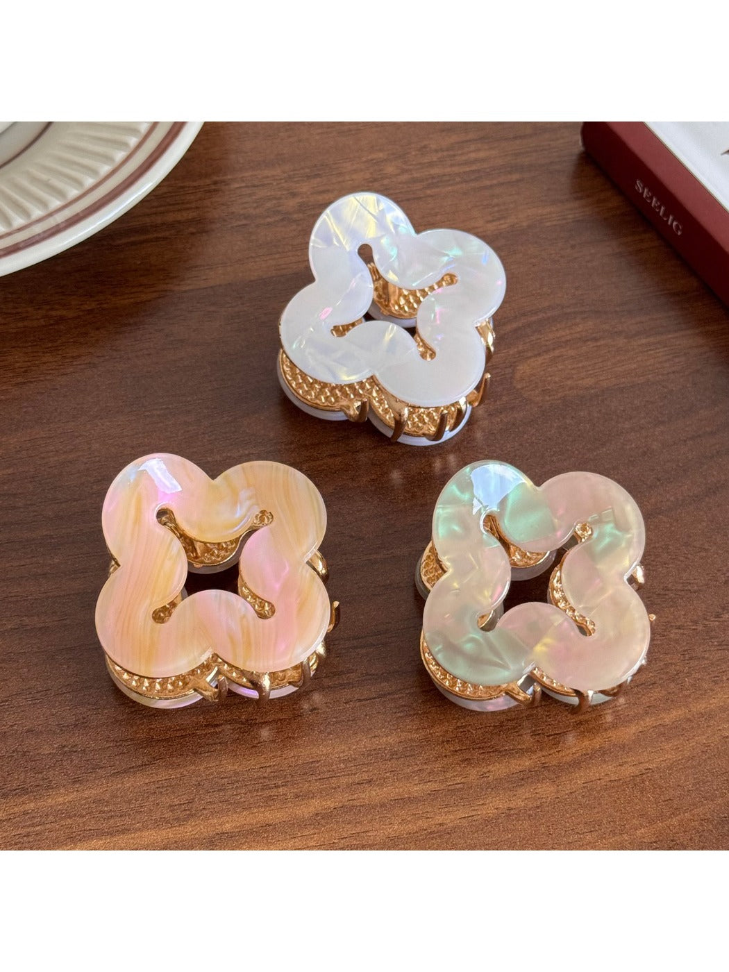 Beau - Elegant Small Flower Hair Clip for Bangs