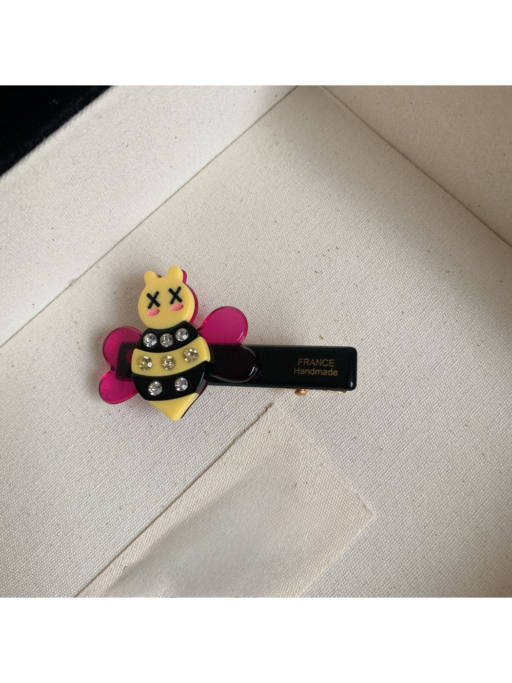 Beau - Cute Little Bee Pattern Hair Clip