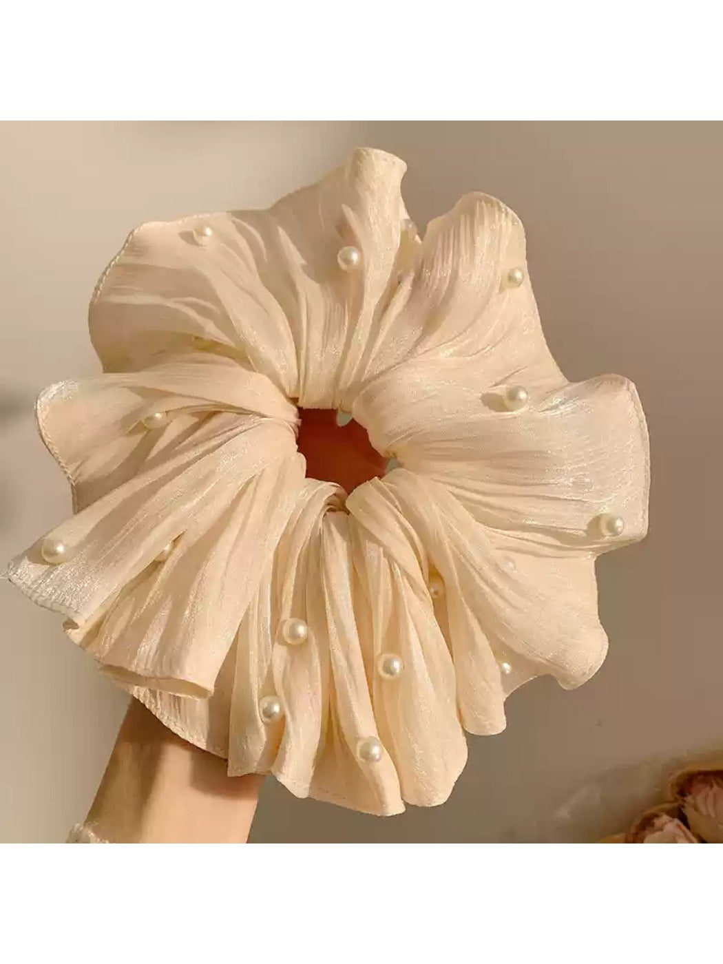 Gifty - Wrinkled Lace Hair Loop