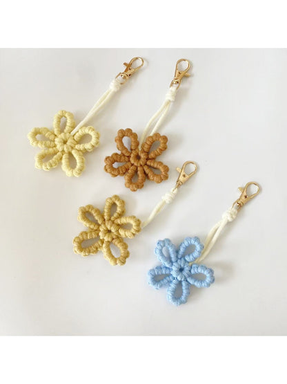 Keypus - Flower Keychain Minimalist Cute Floral Accessory