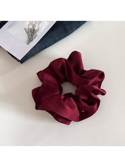 Gifty - Textured Satin Spiral-Shaped Hair Tie