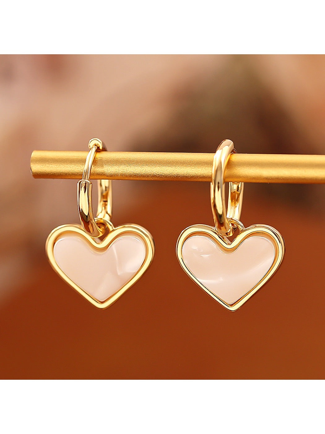 Earedge - Maillard Heart Shaped Earrings