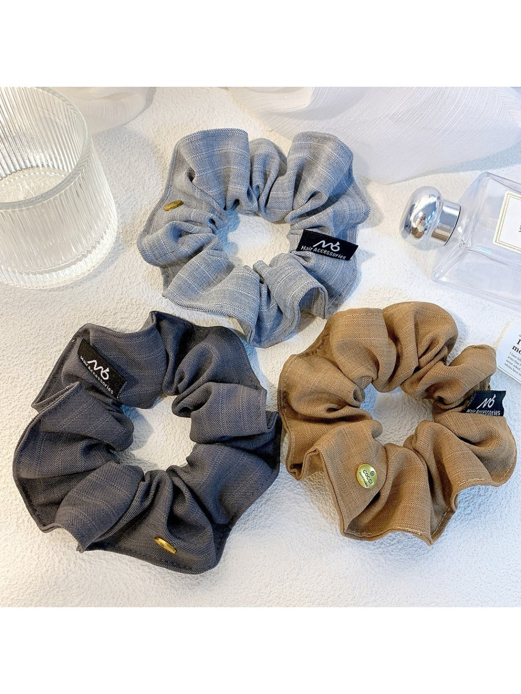 Gifty - Elegant Striped Hair Scrunchie