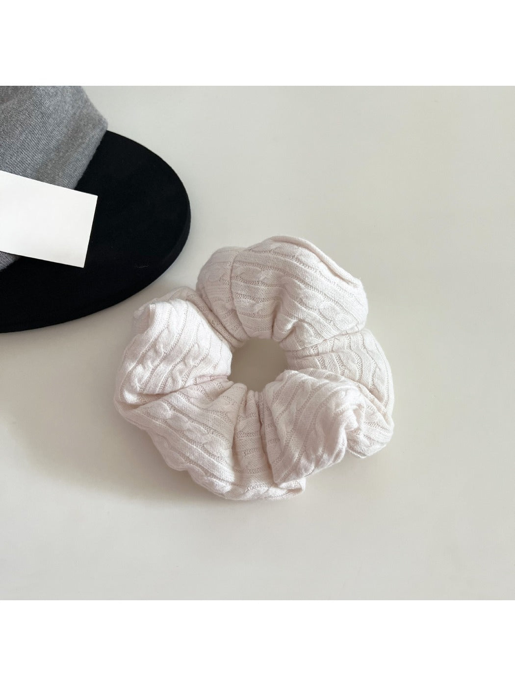 Gifty - Autumn-Winter Versatile Yarn Knitted Scrunchie