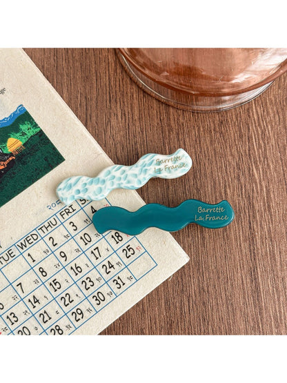 Beau - Vintage Wave-Shaped Hair Clip