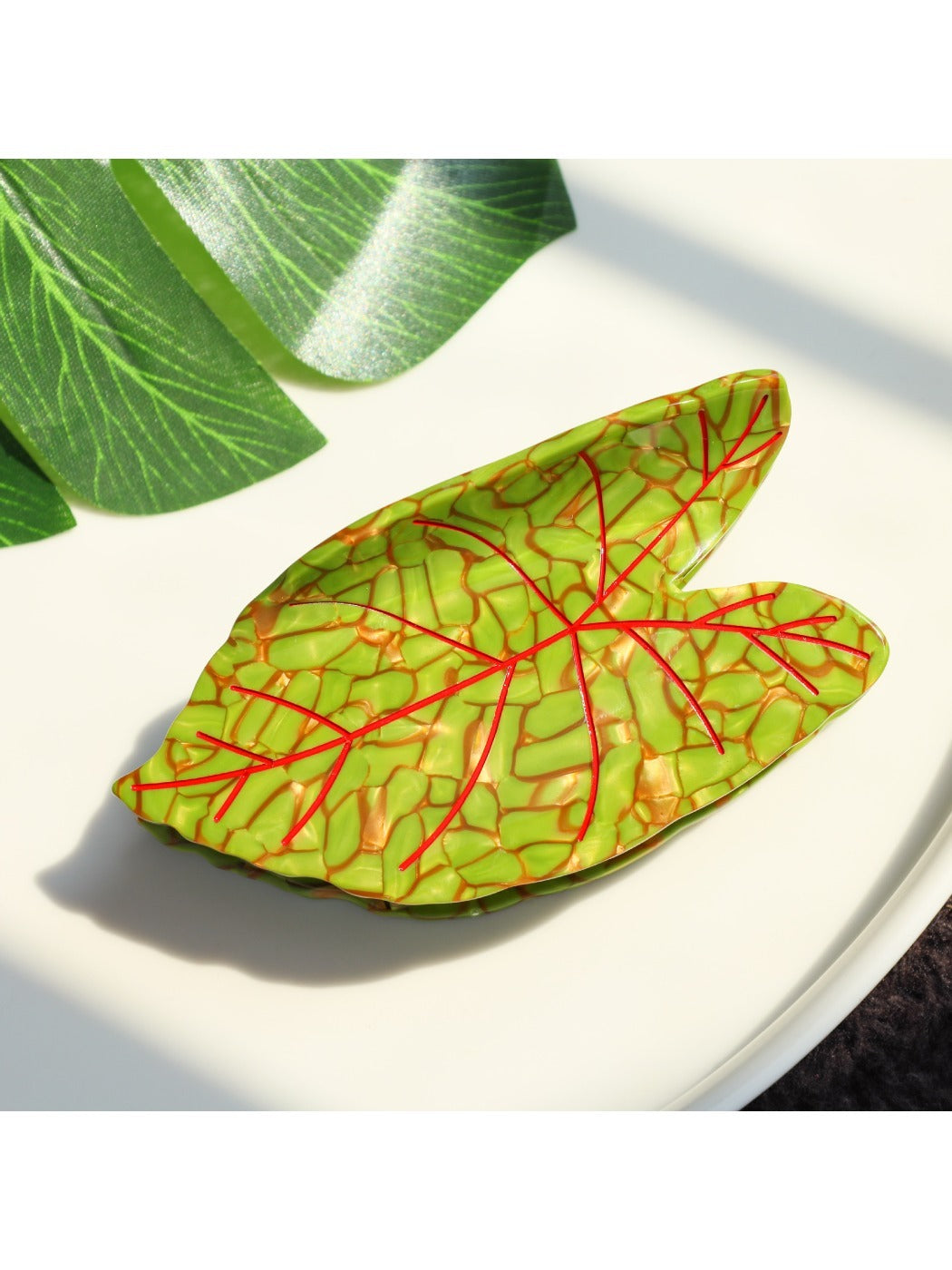 Beau - Acetate Leaf Hair Claw Clip