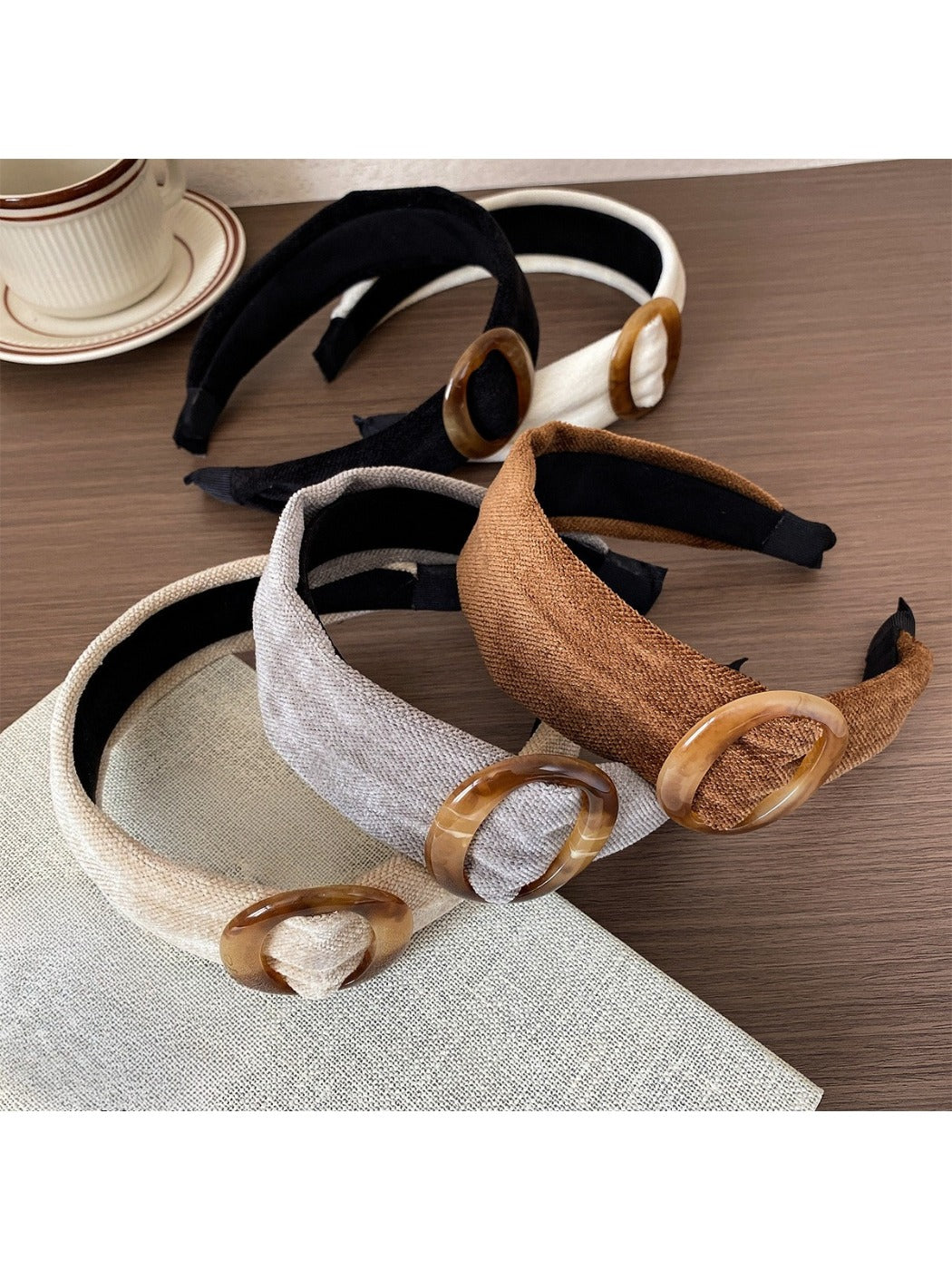 Gifty - Ring-Shaped Wide-Banded Headband