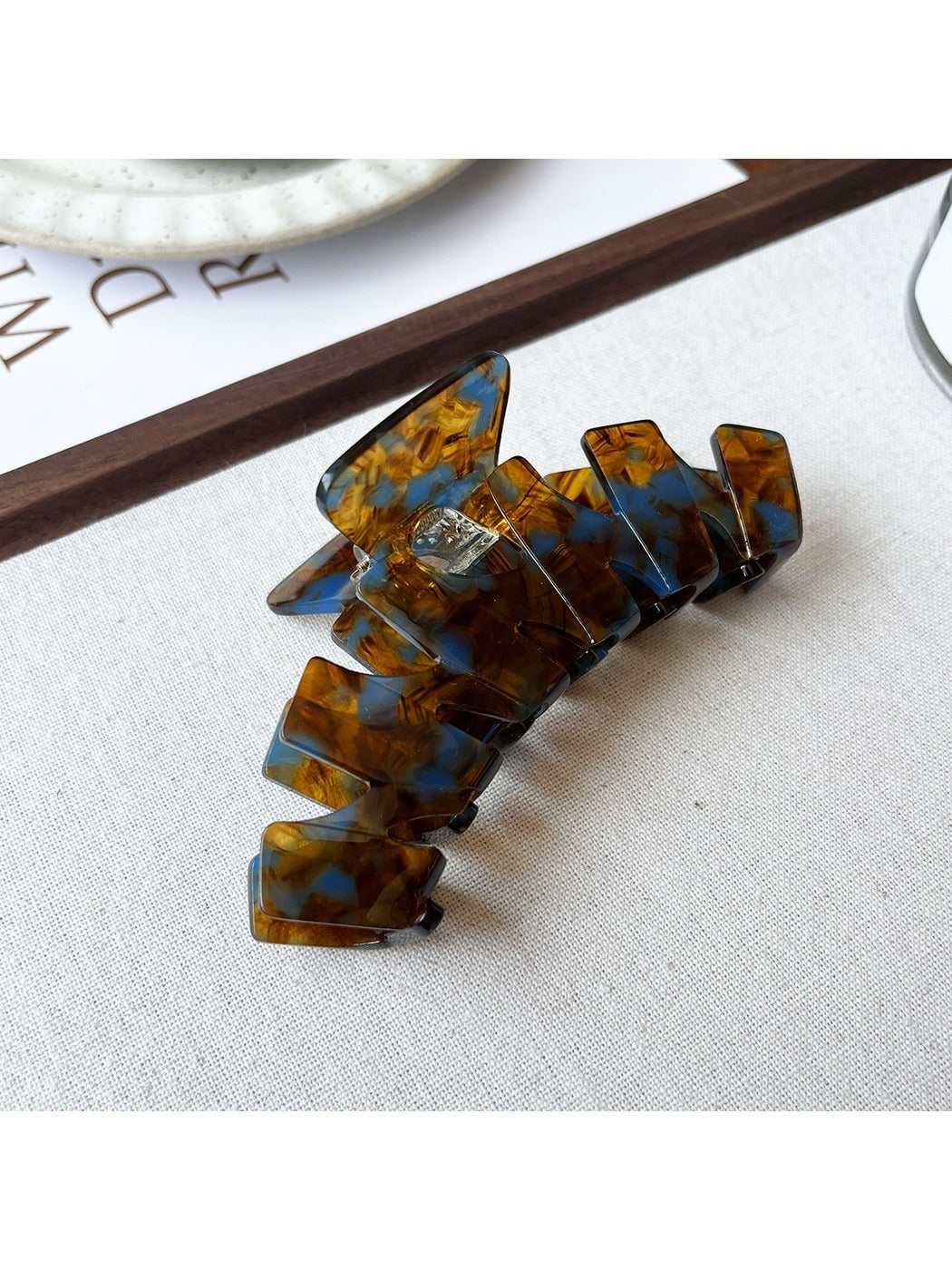 Beau - Modern Minimalist Ring Detail Hair Claw Clip