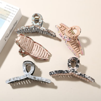 Beau - Geometric Line Acetate Fiber Hair Claw Clip