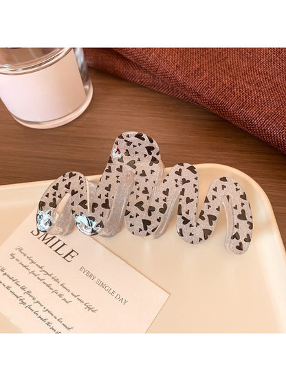 Beau - Elegant Wavy Claw Clip