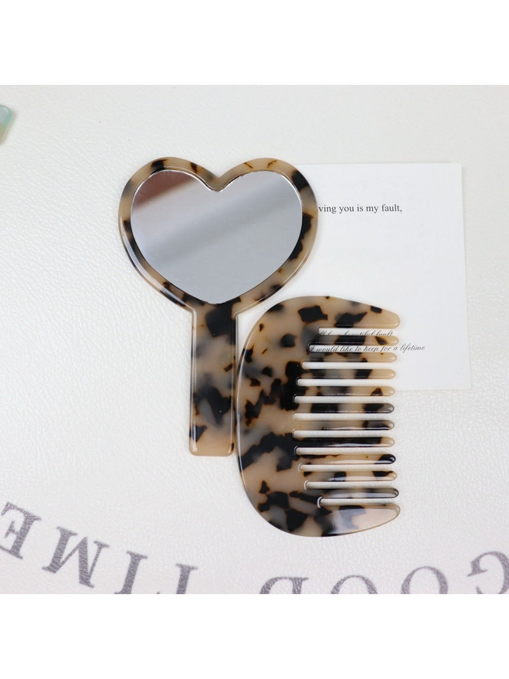 Mirroray - Acetic Acid Plate Makeup Mirror Comb Set