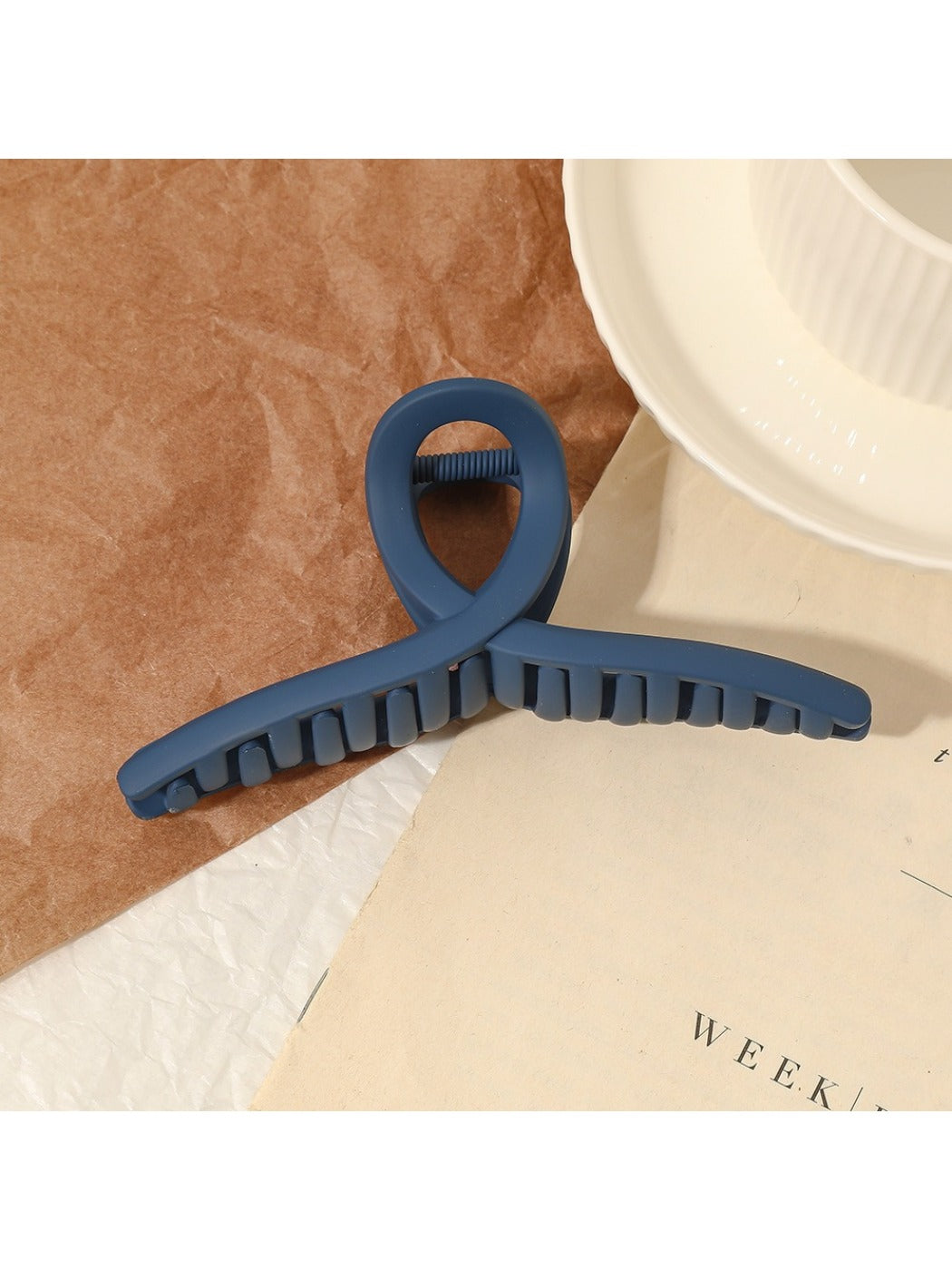 Beau - Colorful Sweet Claw Clip