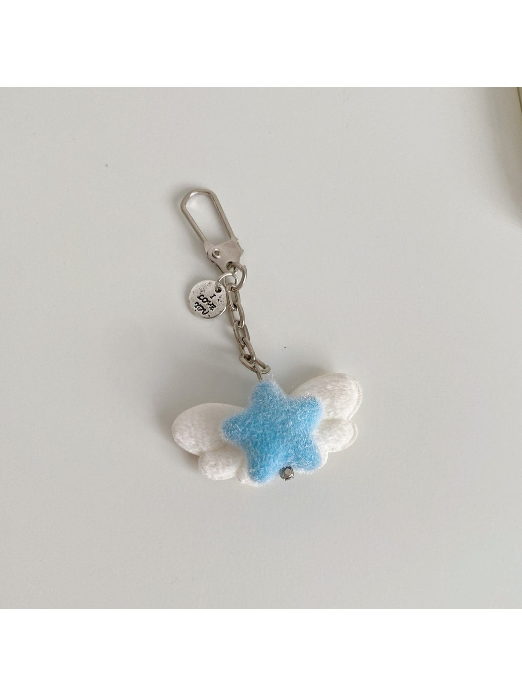 Keypus - Flocked Angel Wing Five-Point Star Keychain