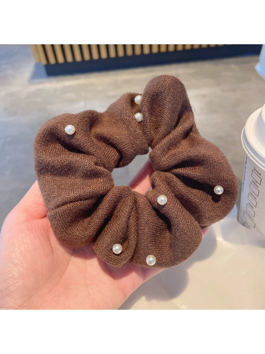 Gifty - Fall Winter Crinkle Bead Scrunchie