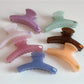 Beau - Curved Straight Bar Design Claw Clip