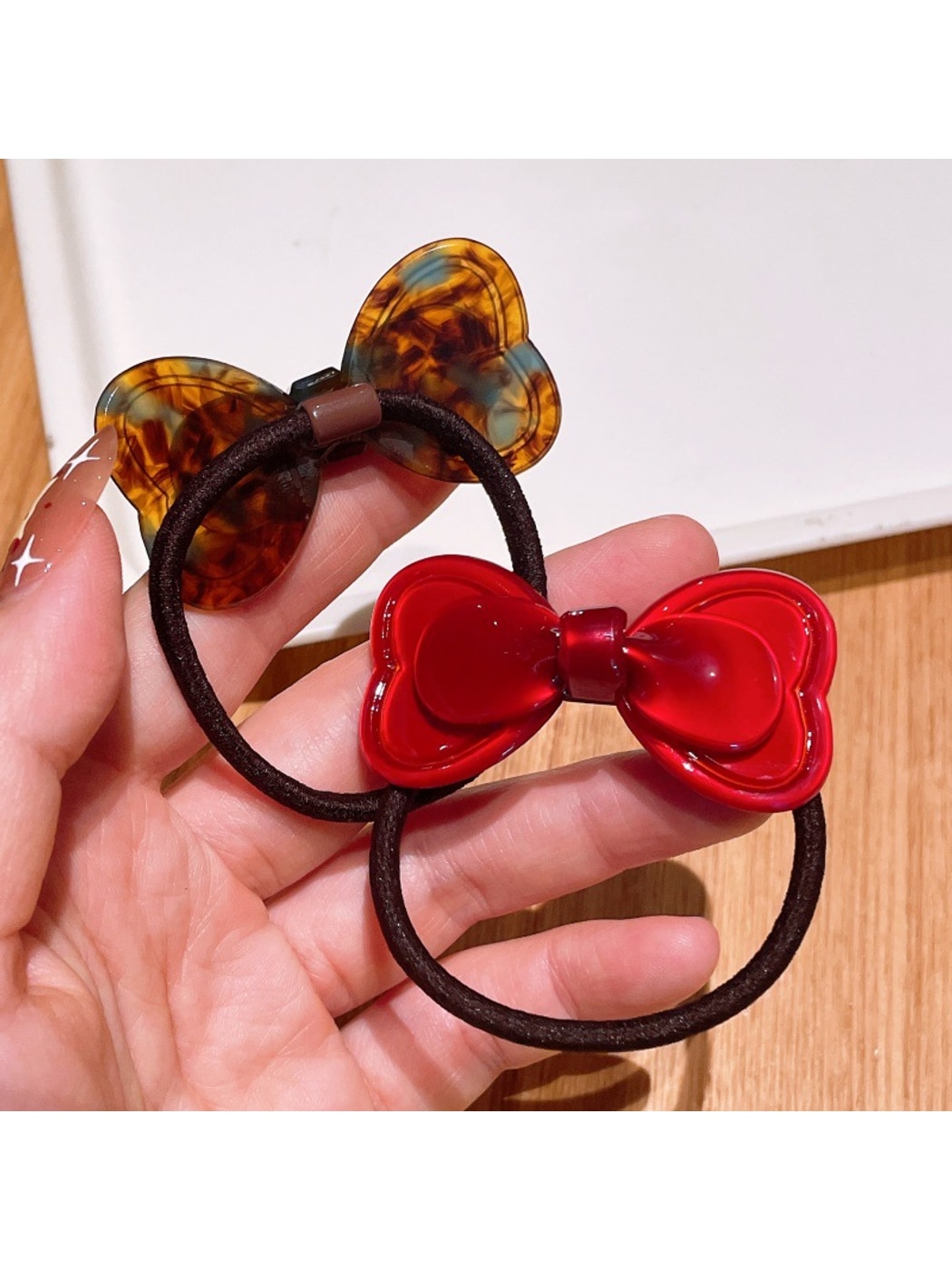 Gifty - Sweet Bow Design Acetate Finish Hair Tie