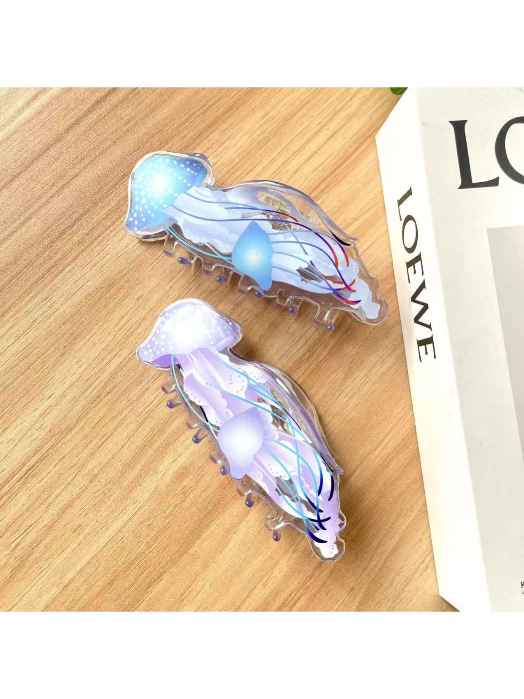 Close-up of Beau jellyfish claw clip showing detailed tentacle design and clasp mechanism