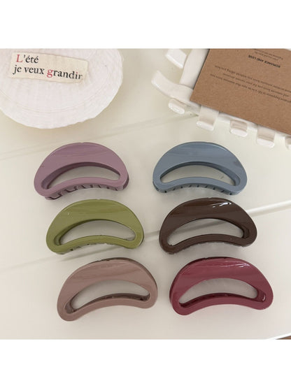 Beau - Simple Geometric Crescent Shape Claw Clip