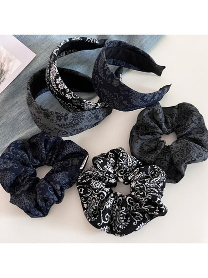 Gifty - Vintage Paisley Pattern Scrunchie Hair Hoop