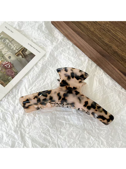 Beau - Elegant Hanger Shaped Hair Claw Clip