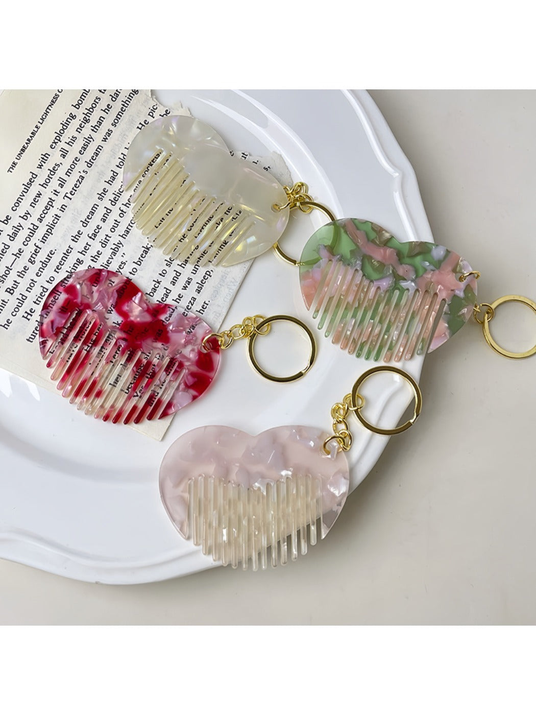 Keypus - Mini Heart Shaped Comb Keychain