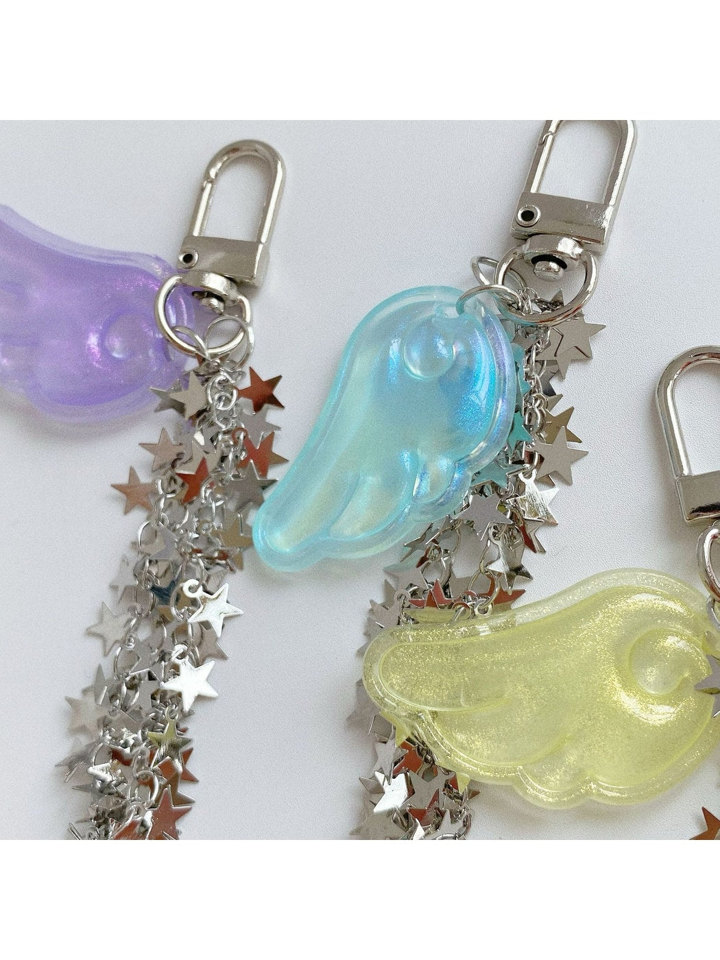 Keypus - Acrylic Angel Wing Star Chain Keychain