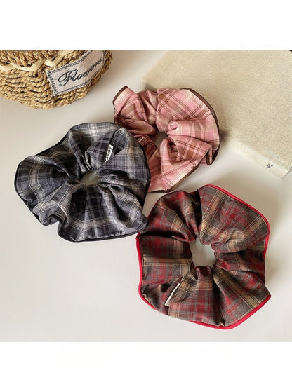 Gifty - Vintage Plaid Hair Tie