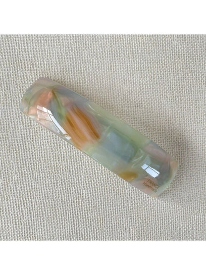 Beau - Minimally Curved Acetate Hair Clip