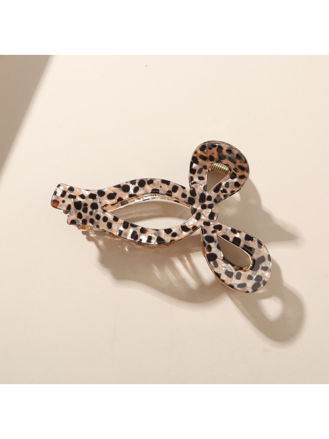 Beau - Chic Leopard Print Bow Claw Clip