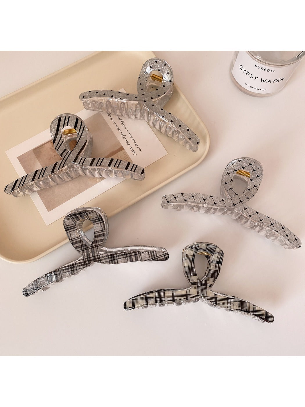 Beau - Transparent Grid Hair Clip
