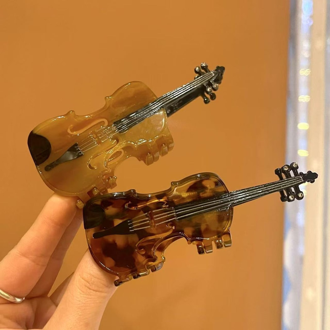 Beau - Violin Shaped Acetate Claw Clip