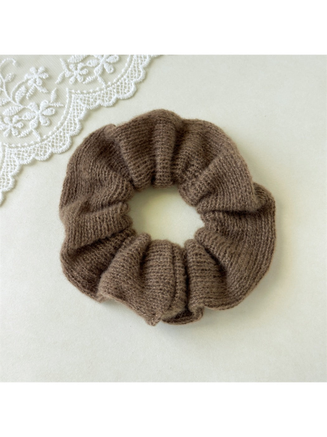 Gifty - Knitted Striped Scrunchie Hair Tie