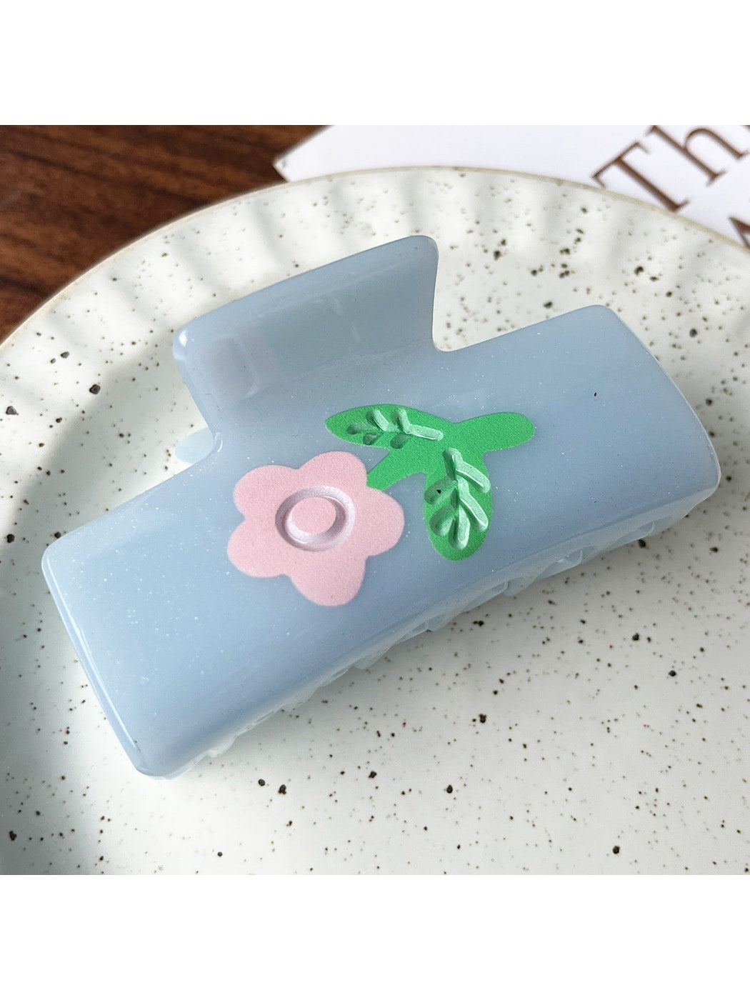 Beau - Modern Minimalist Flower Acrylic Claw Clip
