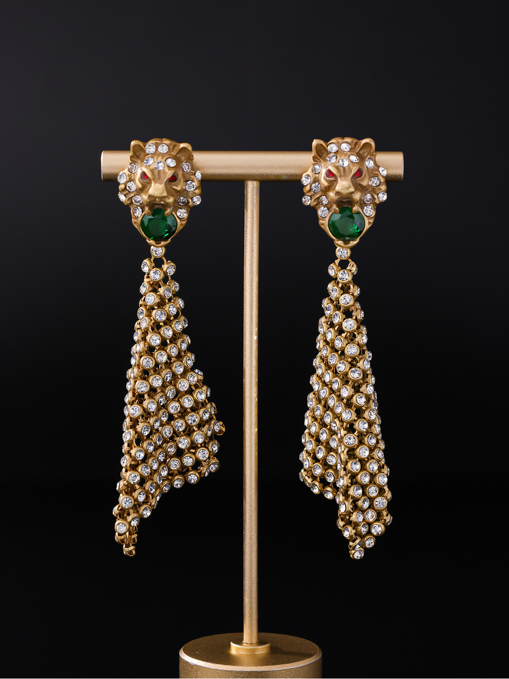 Earedge - Ornate Lion Head Tapered Dangle Earrings