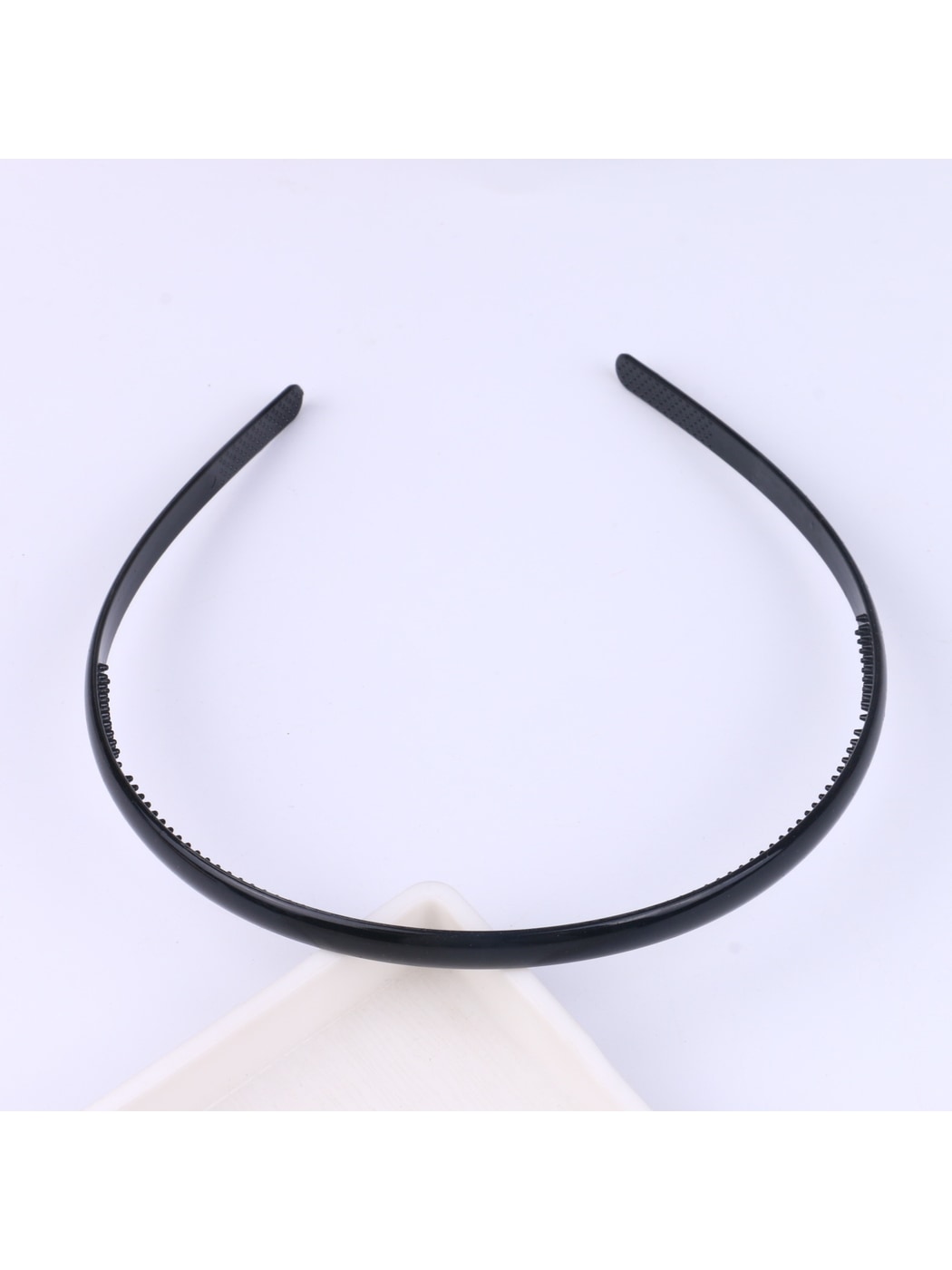 Gifty - Slim Line Round Form ABS Teeth Styling Headband