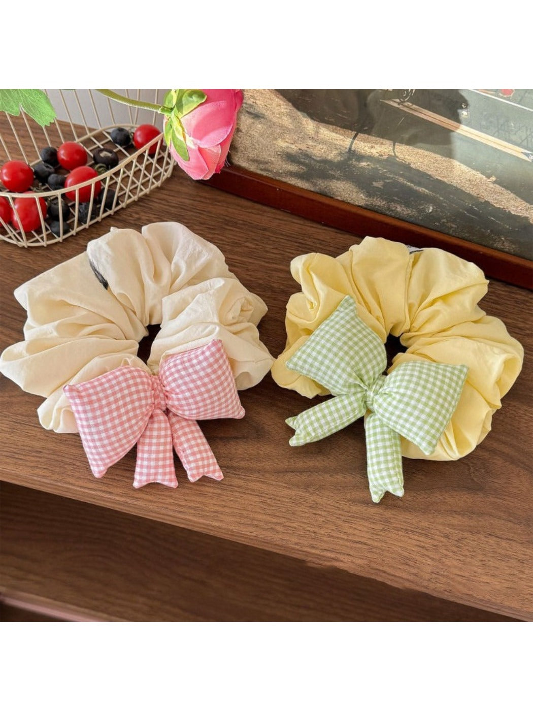 Gifty - Cute Plaid Bow Scrunchie