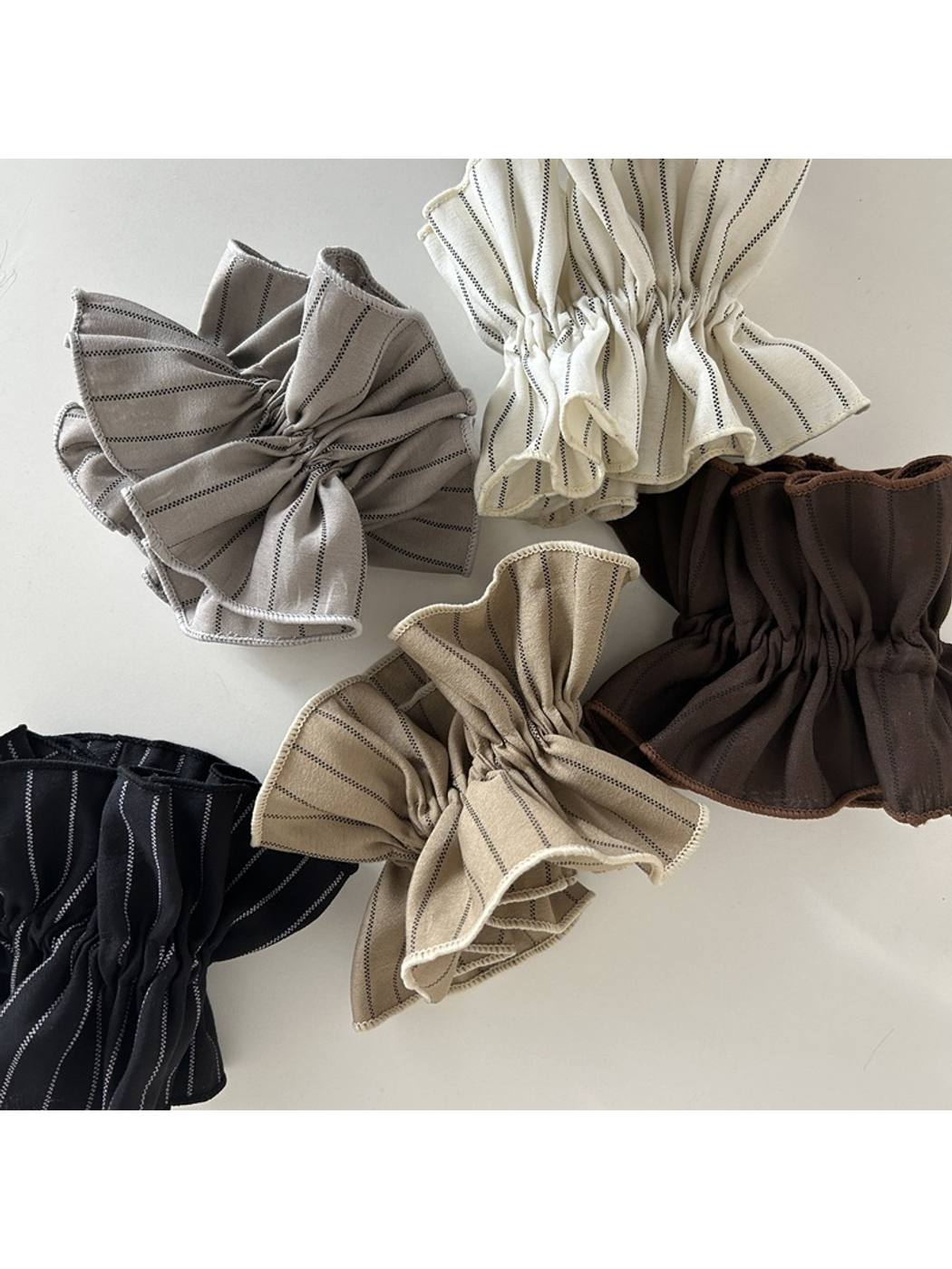 Gifty - Striped Elegant Polyester Hair Scrunchie