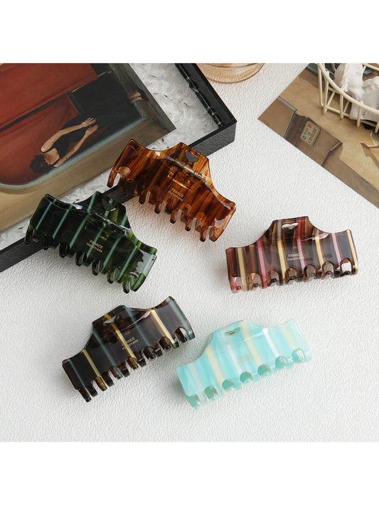 Beau - Chic Striped Claw Clip